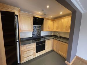 Kitchen- click for photo gallery